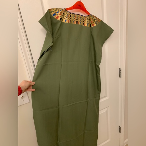Green Egyptian Traditional Dress - Picture 16 of 16